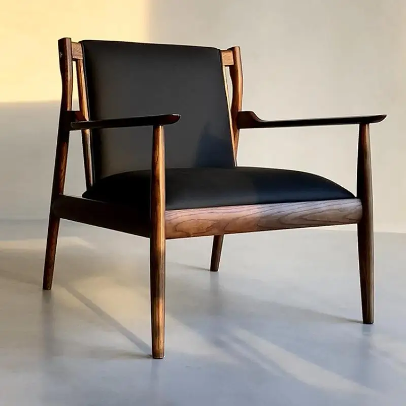 Luxe Mid Lounge Chair