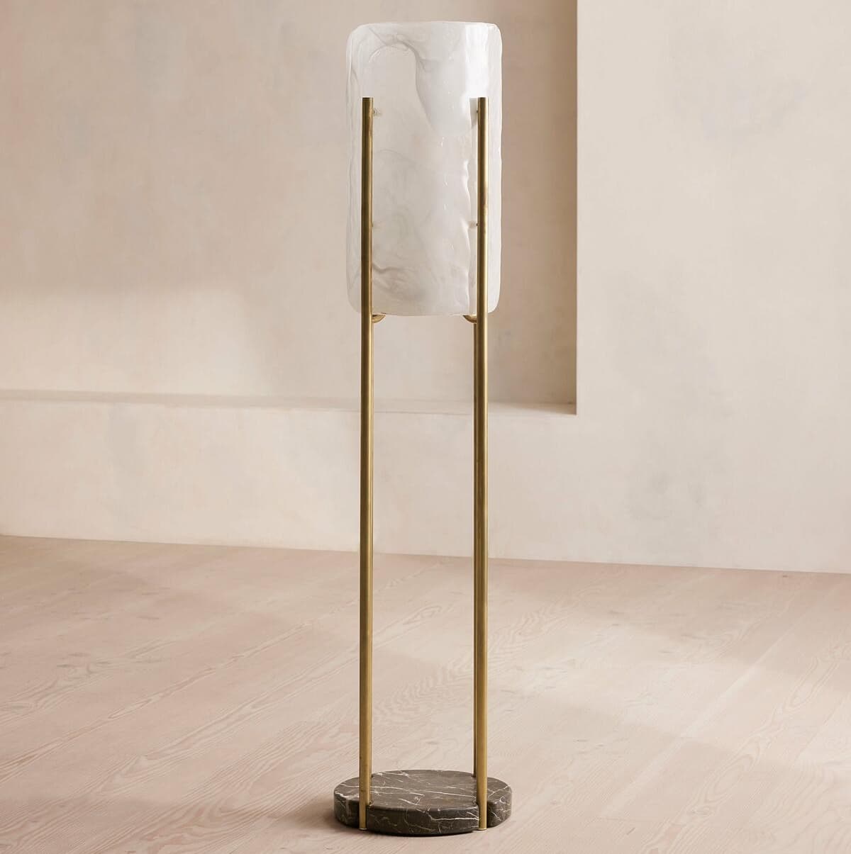 Lea Floor Lamp